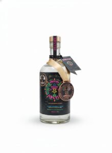 “Botella de mezcal artesanal Edición Especial Xoltic, espadín, con medalla de bronce obtenida en la Copa Mundo Mezcal.”